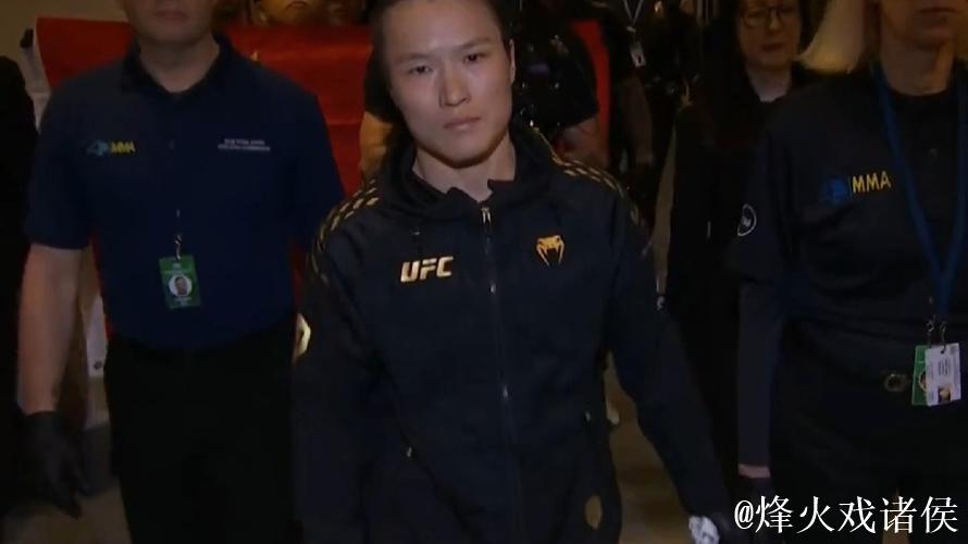 张伟丽惜败舍甫琴科 无缘UFC蝇量级金腰带 张伟丽惜败舍甫琴科 无缘UFC蝇量级金腰带